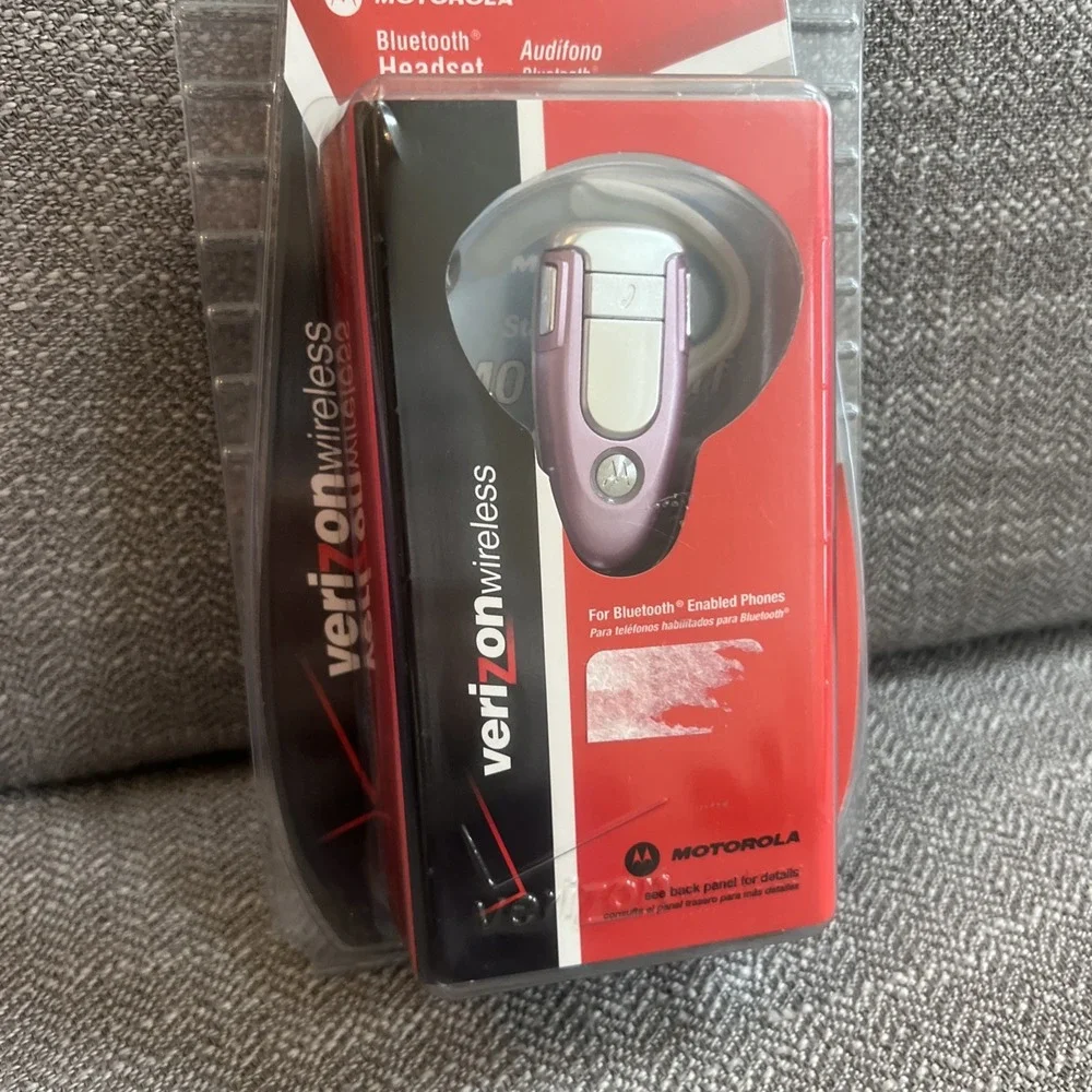 Motorola H500 (Pink) Bluetooth Wireless Headset